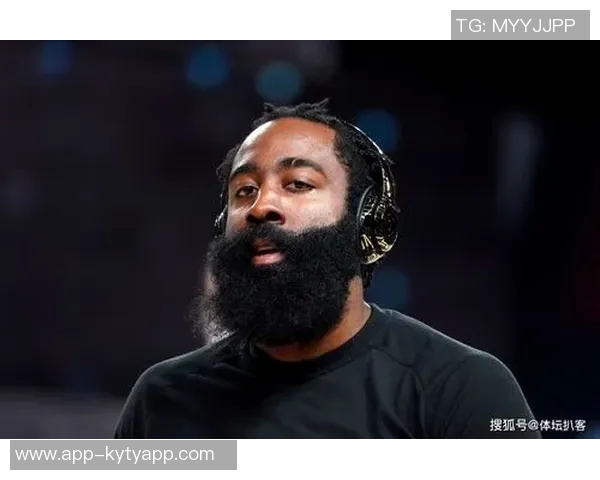 萨格斯因左臀伤势严重退赛赛后轮椅离场引发关注