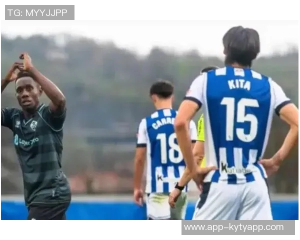 日本后卫喜多壱也遭西乙对手种族歧视辱骂引发广泛关注与讨论